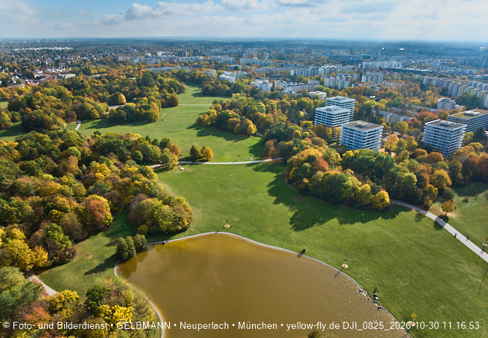 30.10.2026 - der Ostpark mit seinem See in Berg am Laim und in Neuperlach